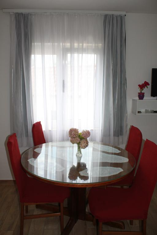 Apartman Kristina, Studio I Soba Primošten Екстериор снимка